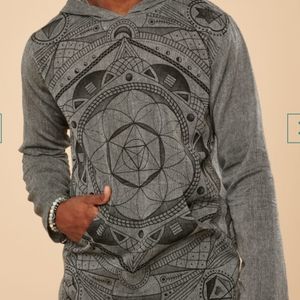 *NWT* Earthbound Trading Hoodie